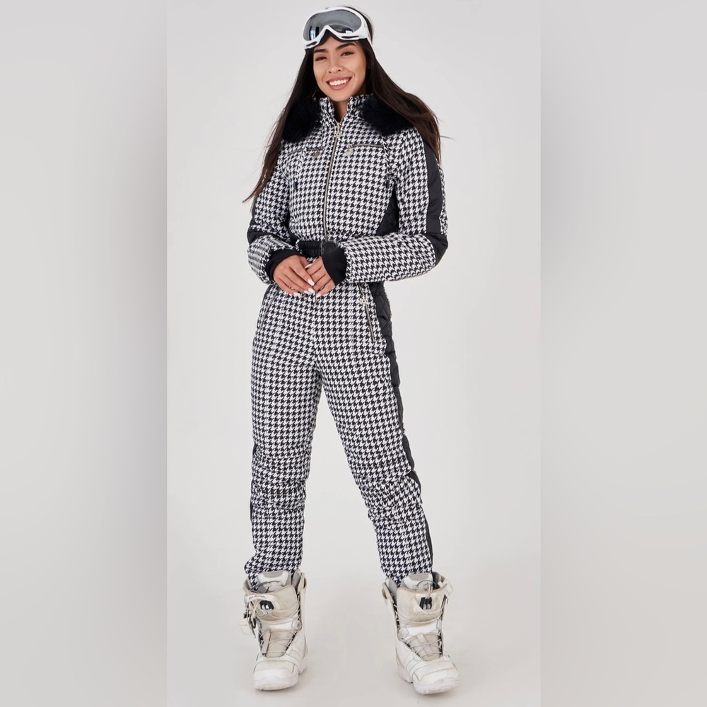 UpWearAndSuits Houndstooth Print Ski Jumpsuit Checkered Black & White One Piece